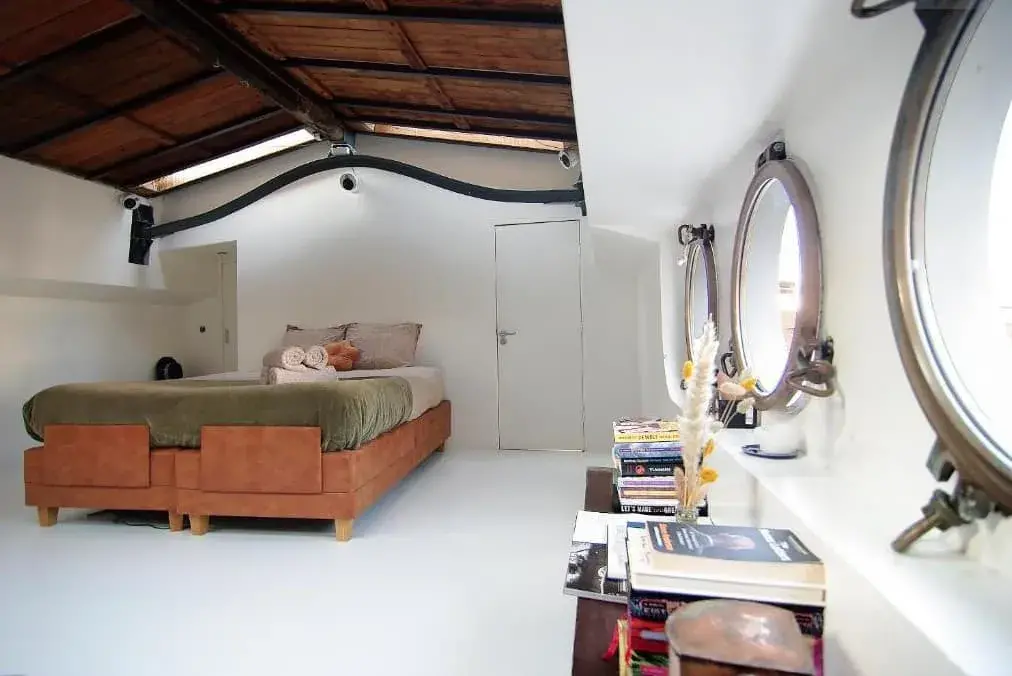 Standard room at Najade Eco Houseboat Amsterdam